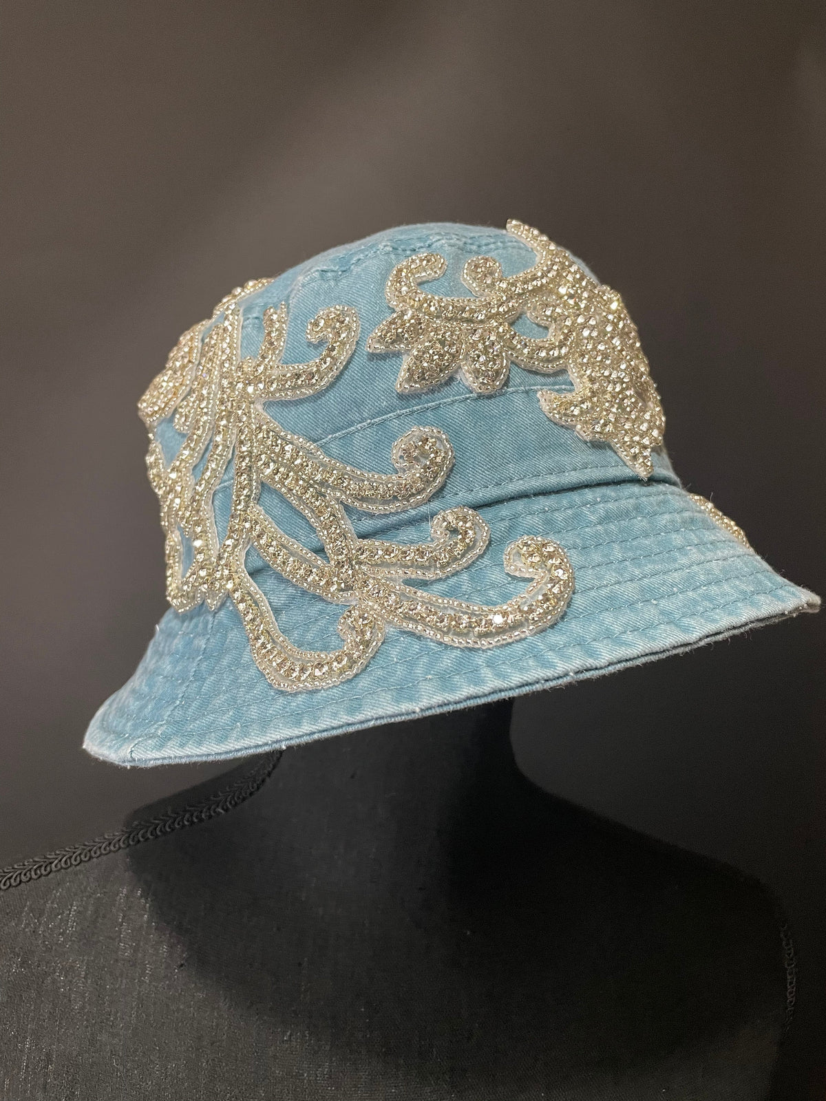 HILTON HAT 2.0